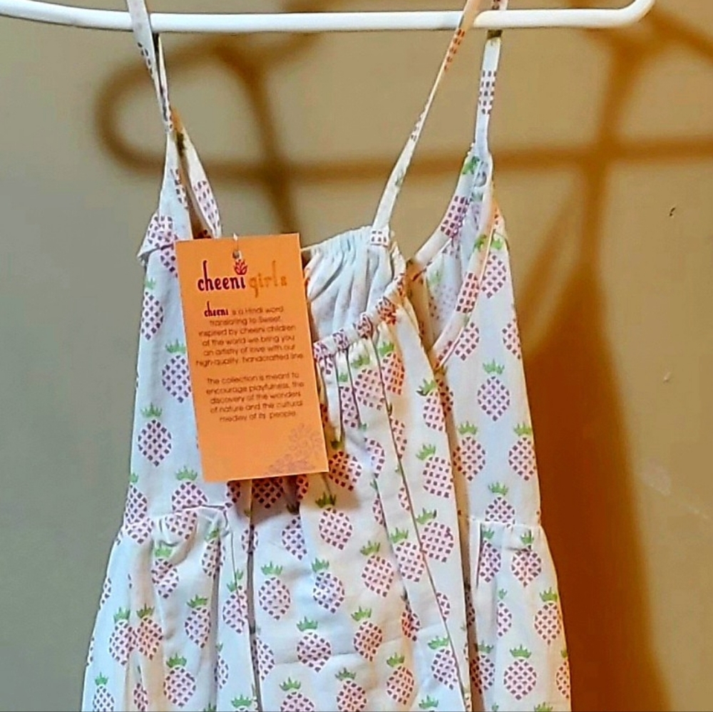 Dress - Picture 3 of 4